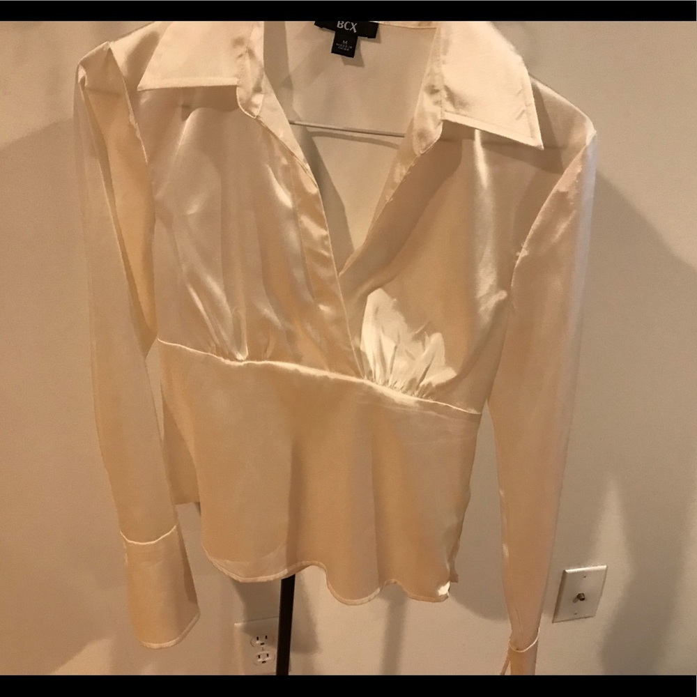 Women’s blouse